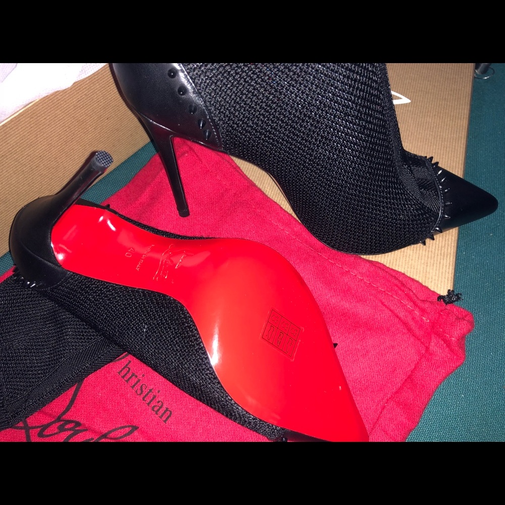 Dovi Dova Christian Louboutin - Picture 4 of 5
